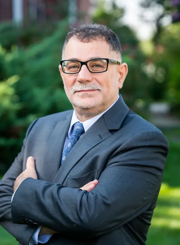 Dr. Rashad Massoud